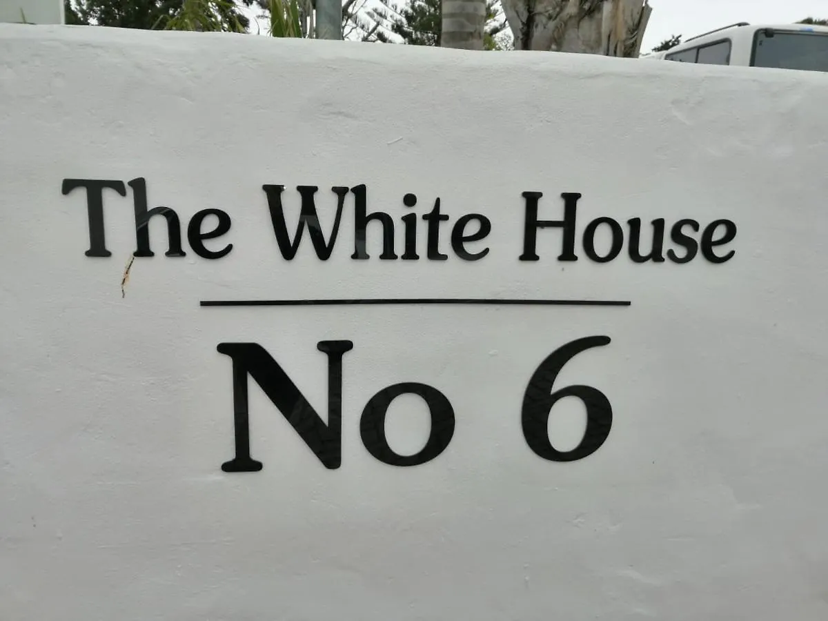 The White House Apartment Port Elizabeth 0*,